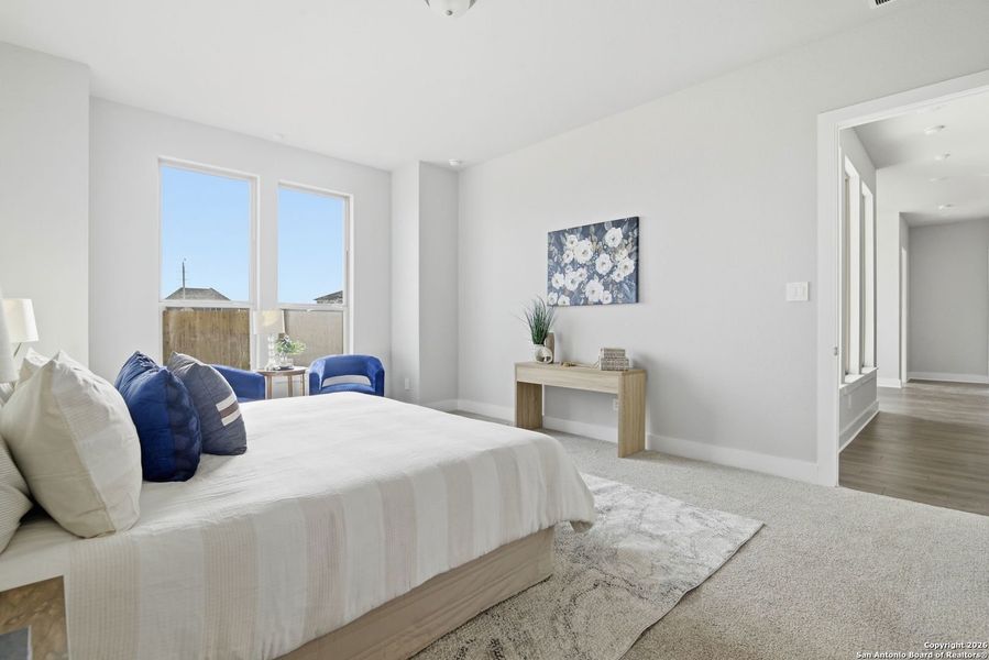 Furnished interior view inside a new home in Haby Hill 60s, San Antonio (Image 10).