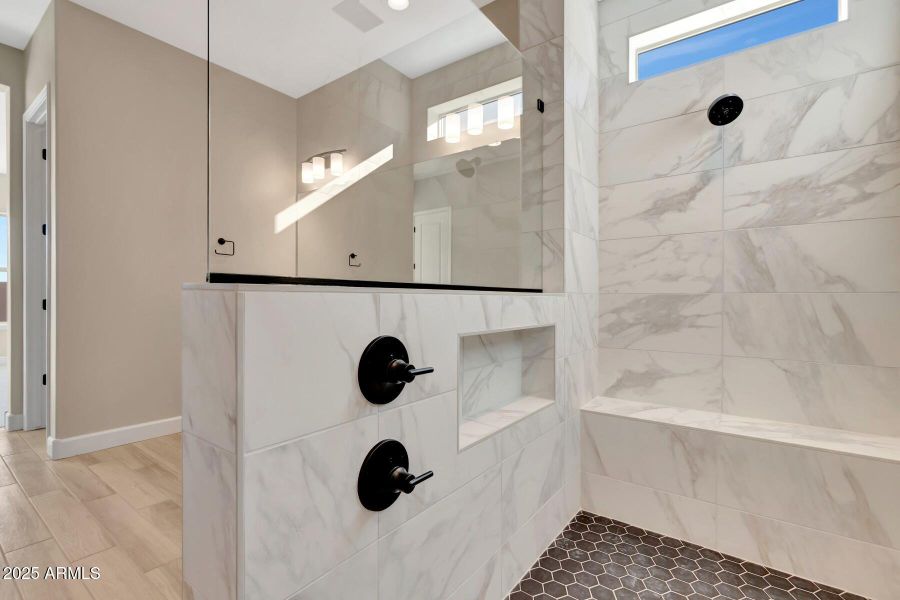 Homesite77-012 Homesite77-012