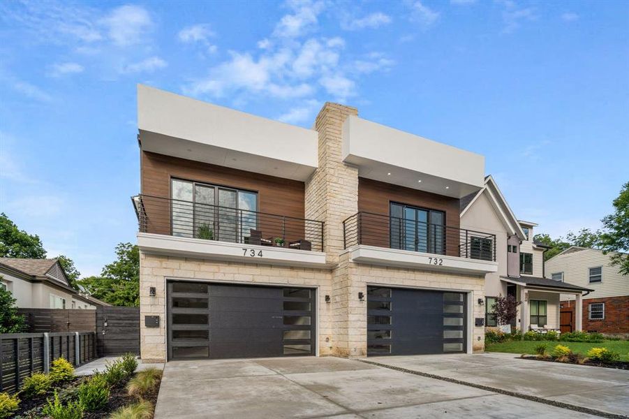 Front exterior of a new home in , Dallas, TX, highlighting curb appeal (Image 25). Front exterior of a new home in , Dallas, TX, highlighting curb appeal (Image 25).