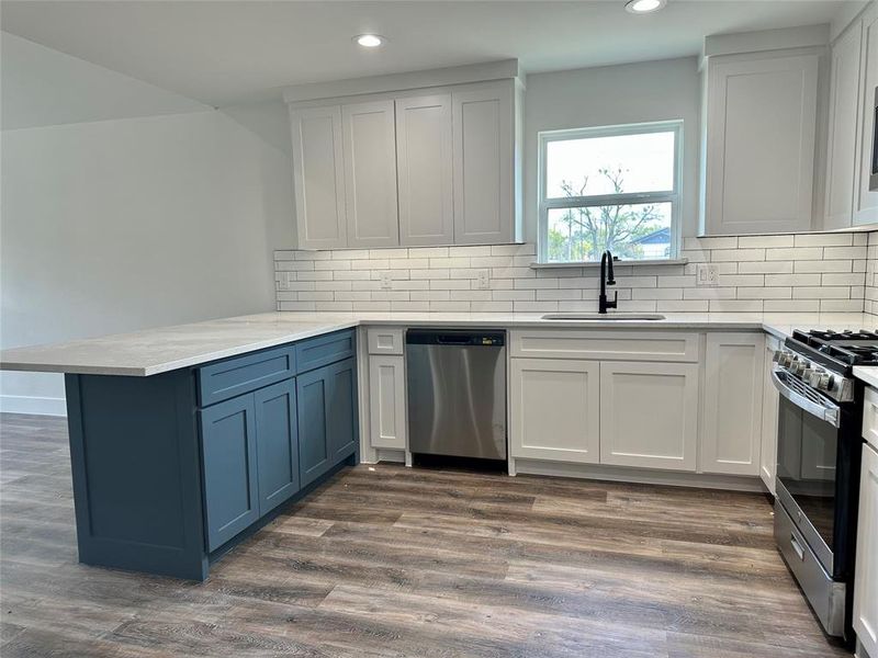 Furnished interior view inside a new home in , Rockwall (Image 3).