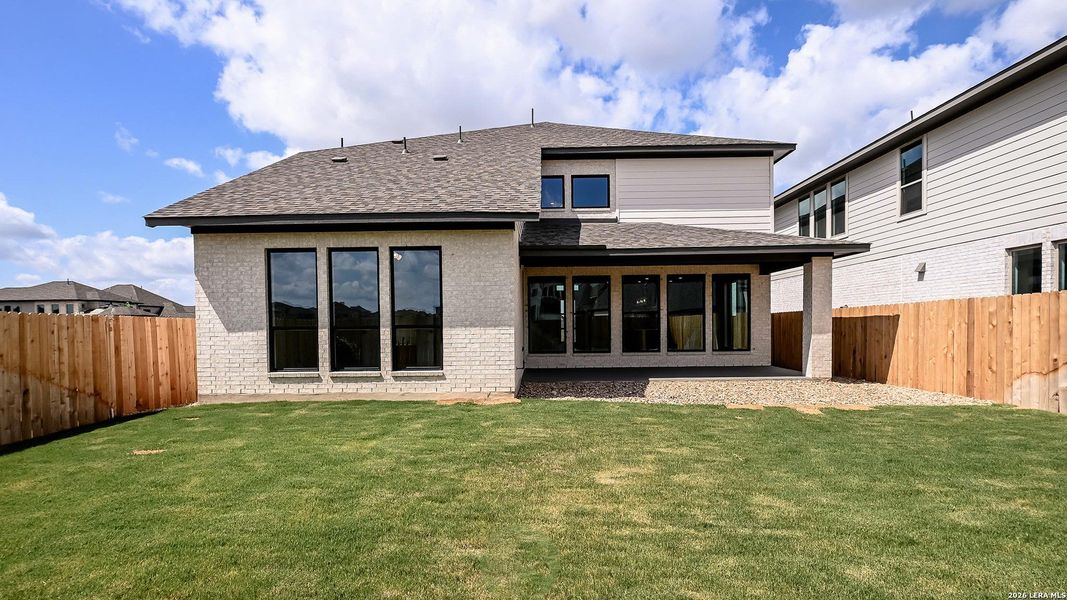 Exterior details and patio area of a home in Legacy at Lake Dunlap, New Braunfels (Image 3).