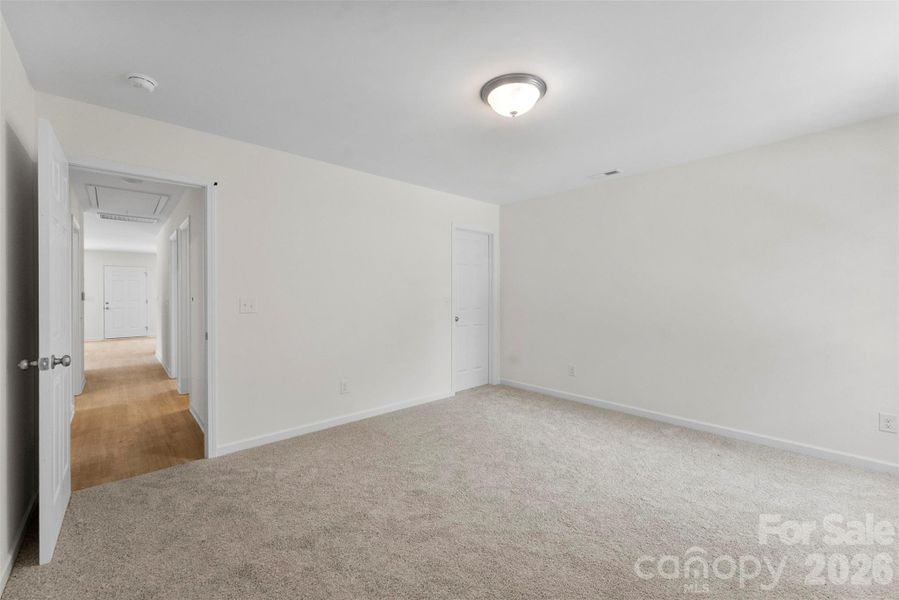 Spacious, unfurnished interior of a new home in , Rock Hill (Image 18). Spacious, unfurnished interior of a new home in , Rock Hill (Image 18).