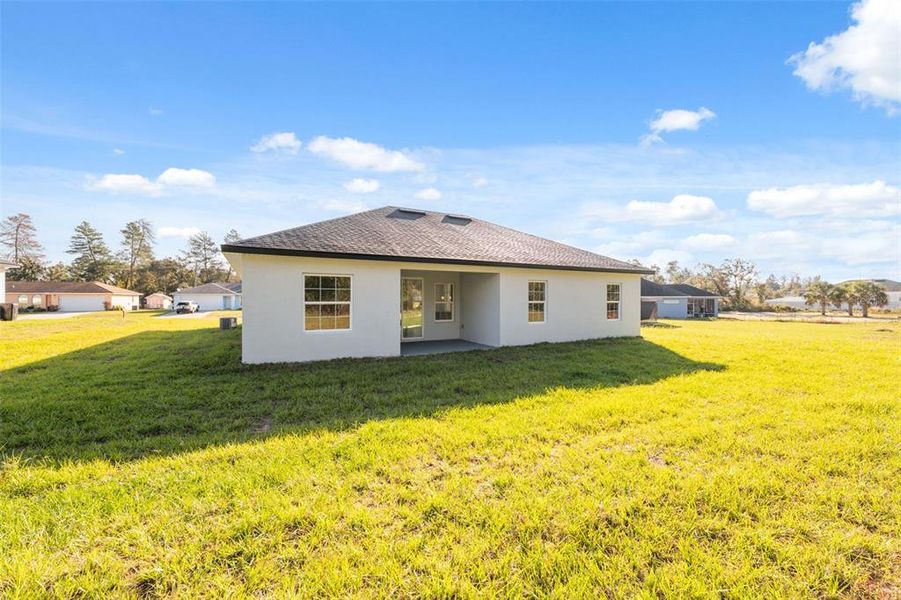 Exterior details and patio area of a home in , Ocala (Image 3).