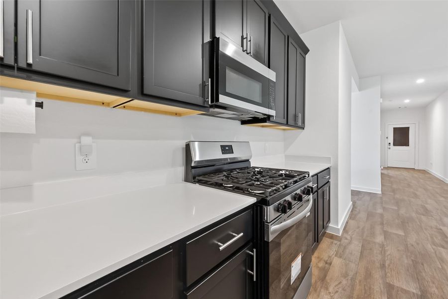 Furnished interior view inside a new home in Evergreen, Rosenberg (Image 10).