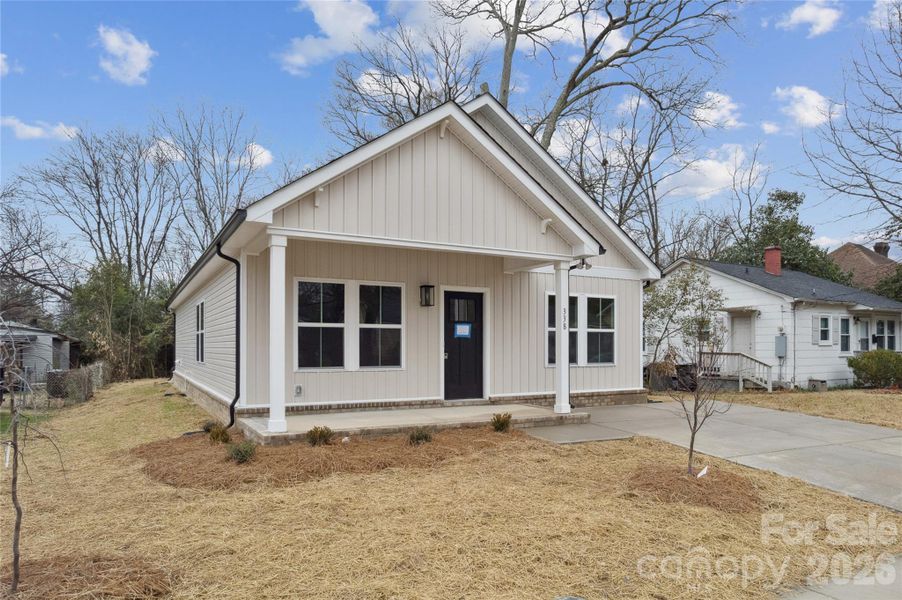 Exterior details and patio area of a home in , Rock Hill (Image 15).