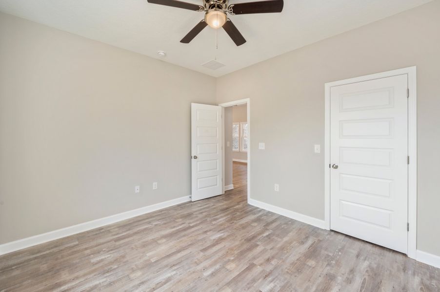 Representative unfurnished interior of a home built from the Adeline by CJL Homes in Oak Hollow, Crestview (Image 24).