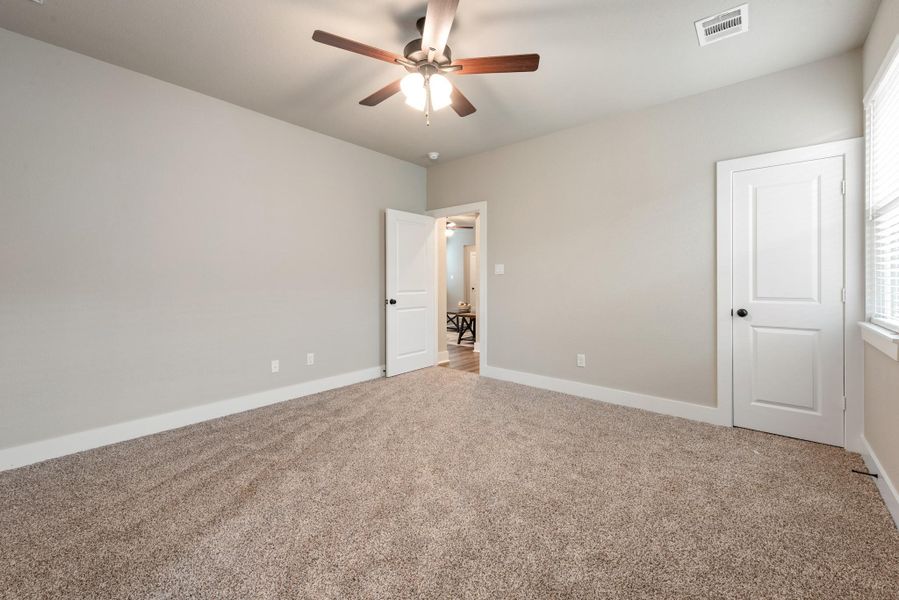 Spacious, unfurnished interior of a new home in , College Station (Image 39).