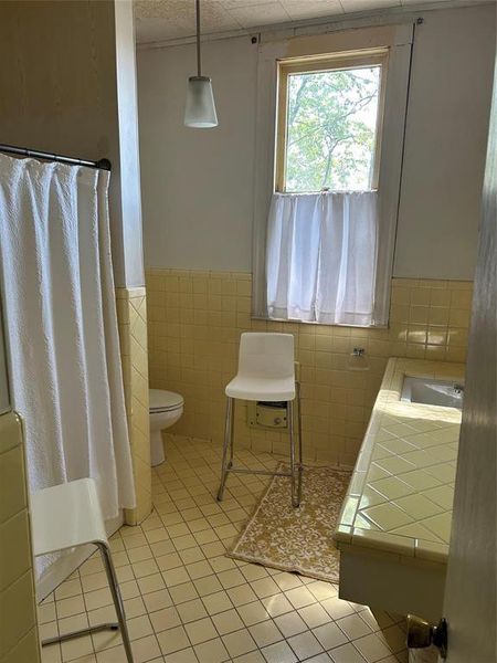 Furnished interior view inside a new home in , Paris (Image 26).