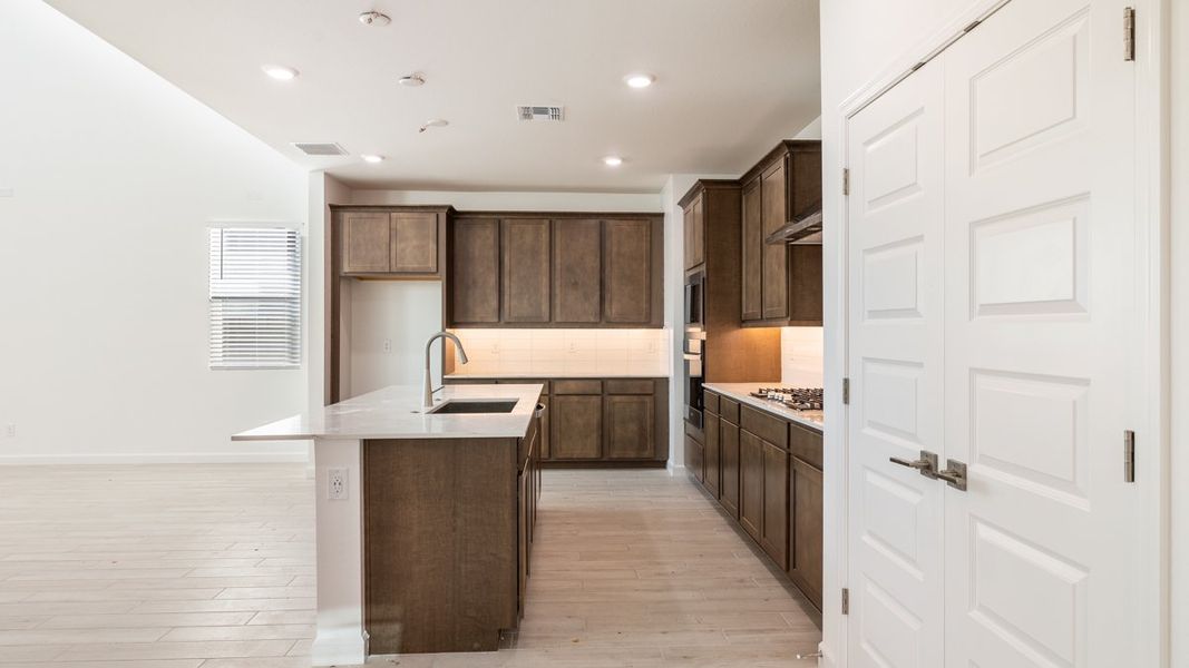 Furnished interior view inside a new home in Aloravita, Peoria (Image 3).