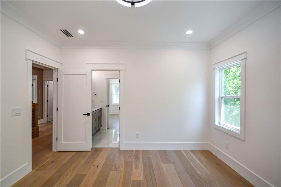 Spacious, unfurnished interior of a new home in , Hoschton (Image 71).