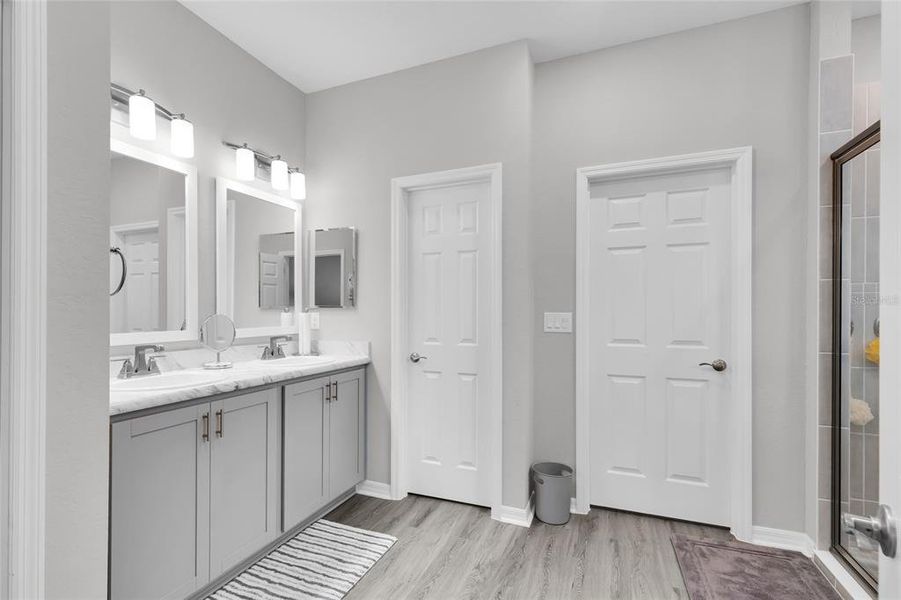 Furnished interior view inside a new home in , Ocala (Image 16).