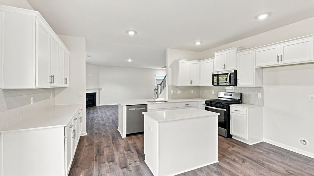 Furnished interior view inside a new home in Chestnut Ridge, Greenville (Image 9).
