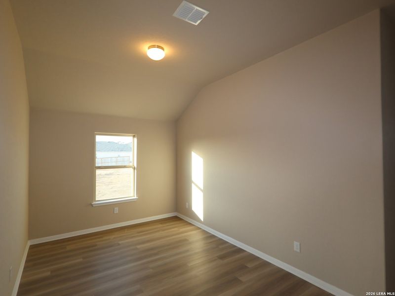 Spacious, unfurnished interior of a new home in Greenspoint Heights, Seguin (Image 15).
