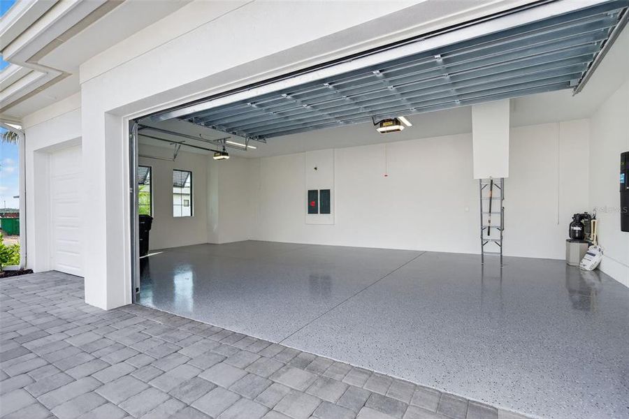 Image 81 of a home in .