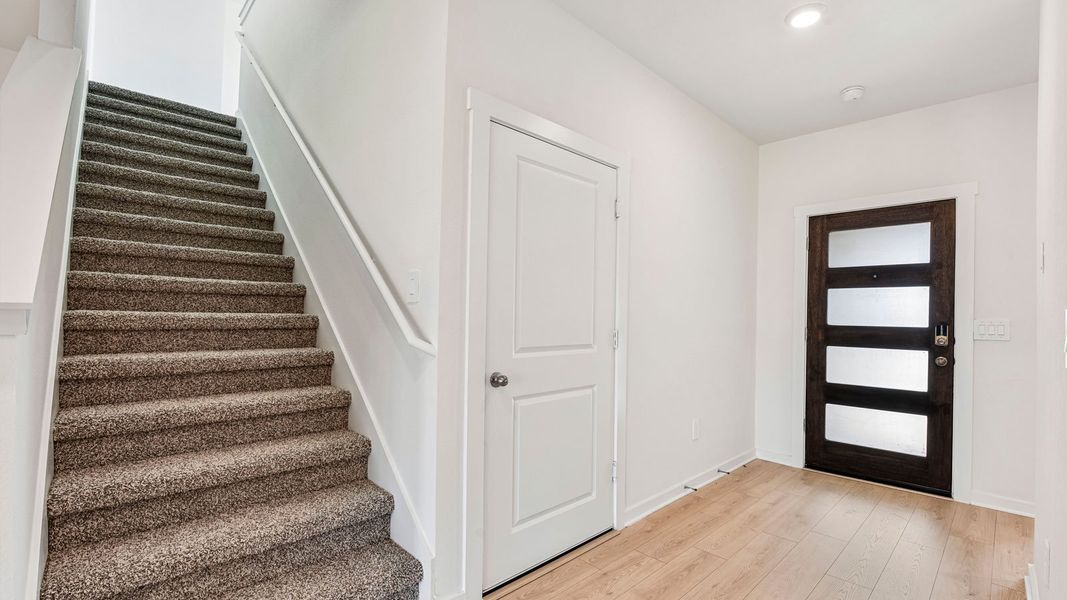 Spacious, unfurnished interior of a new home in Monarch Ranch, Manor (Image 18).