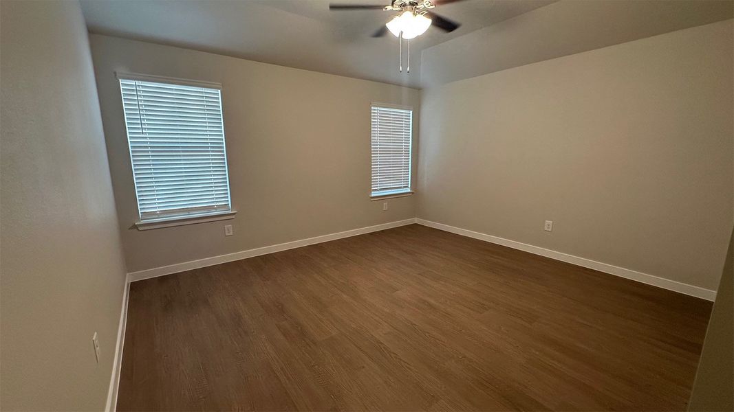 Spacious, unfurnished interior of a new home in Rancho Vista, Corpus Christi (Image 19).