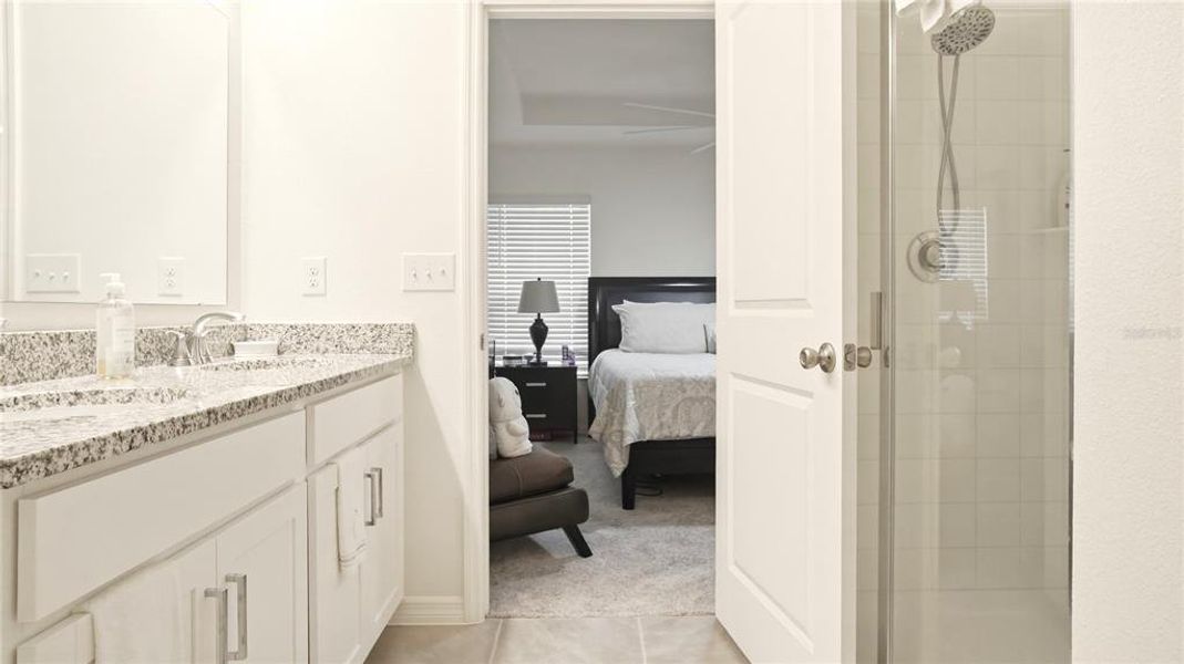 Furnished interior view inside a new home in , Auburndale (Image 19).