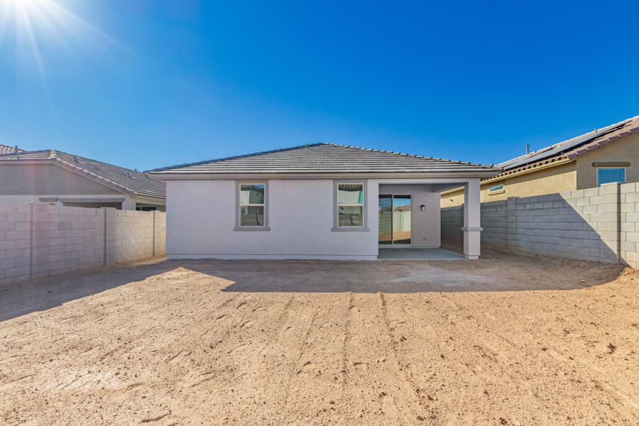 Exterior details and patio area of a home in Sunrise, Surprise (Image 17).