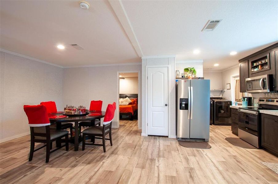 Furnished interior view inside a new home in , Arcadia (Image 7).