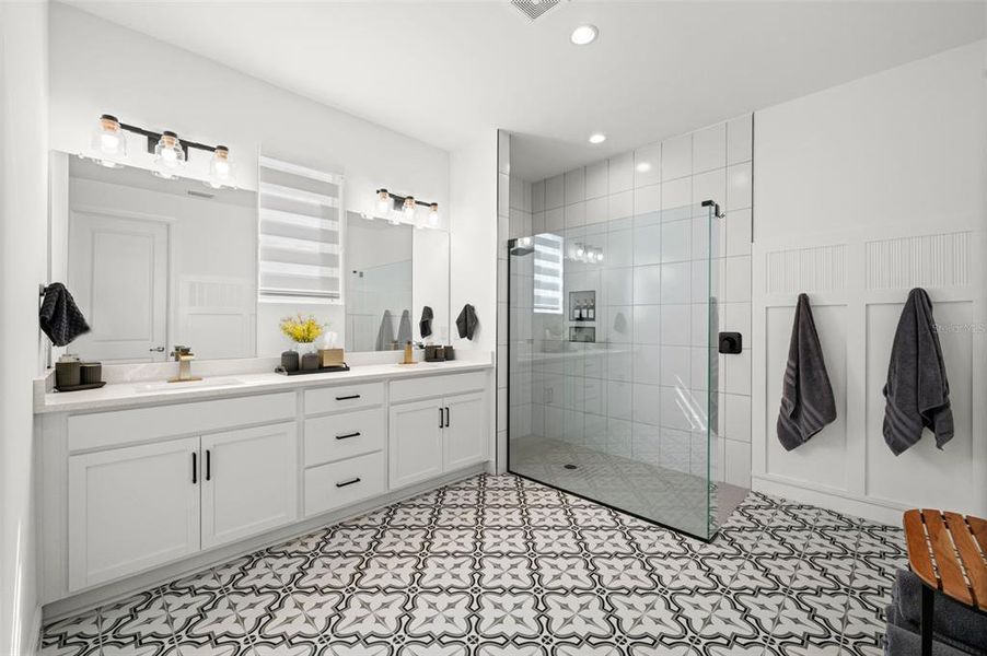 Furnished interior view inside a new home in , Punta Gorda (Image 31).