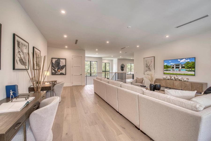 Furnished interior view inside a new home in , Palm Beach Gardens (Image 4).