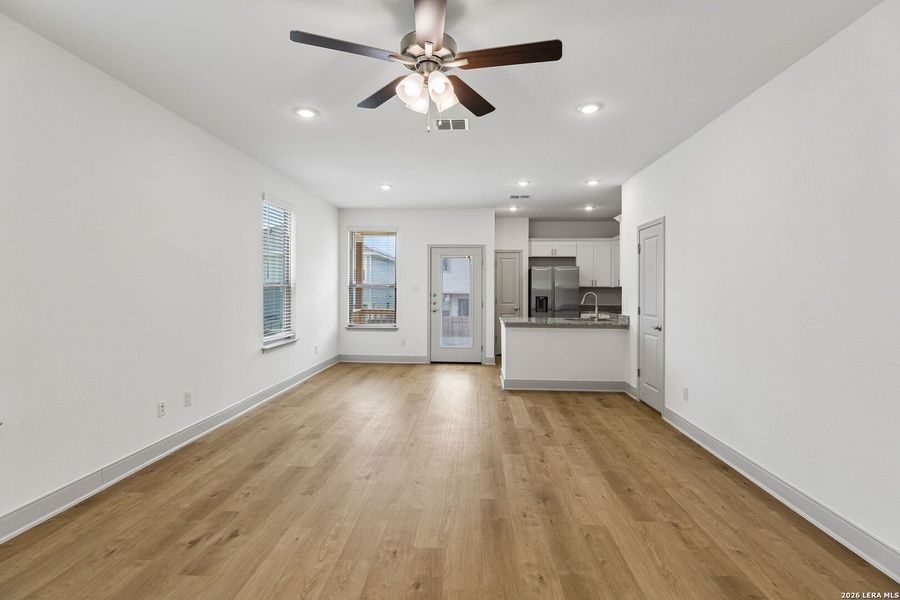 Spacious, unfurnished interior of a new home in Magnolia Village North, San Antonio (Image 21).