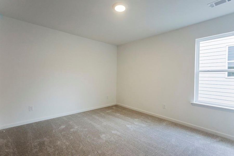 Spacious, unfurnished interior of a new home in , Buford (Image 15).