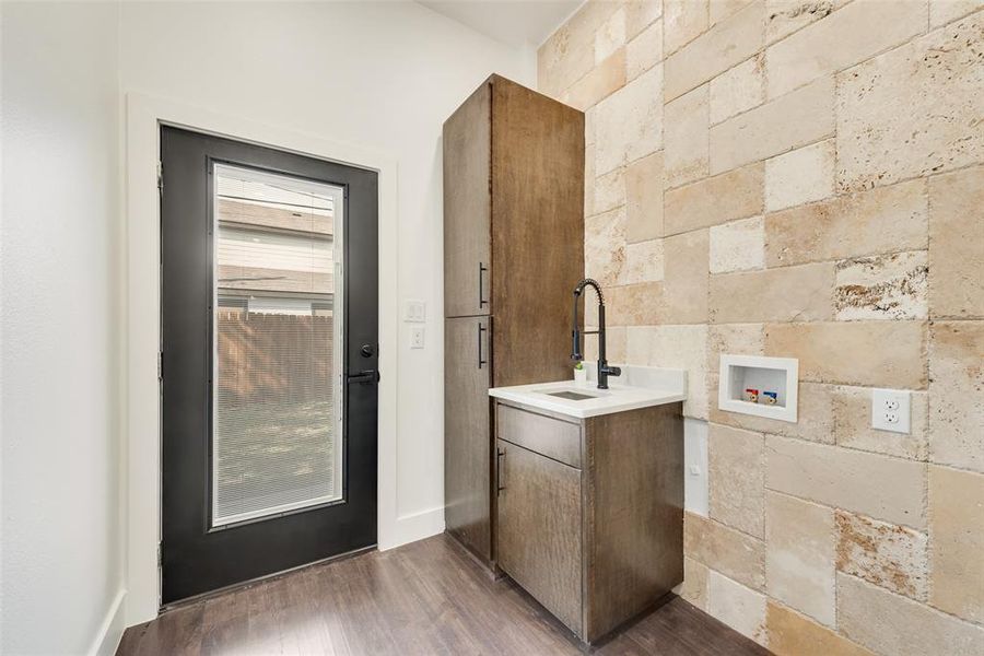 Furnished interior view inside a new home in , Fort Worth (Image 11). Furnished interior view inside a new home in , Fort Worth (Image 11).