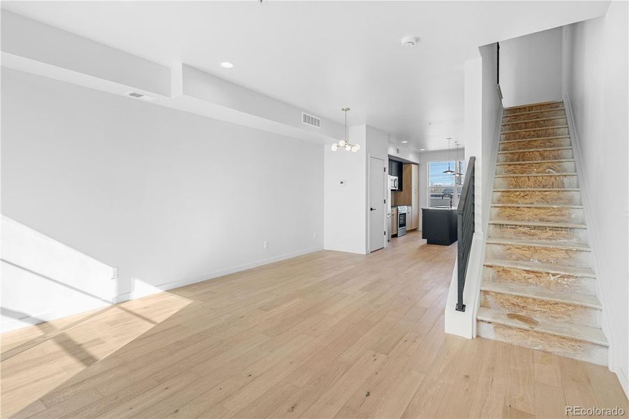 Spacious, unfurnished interior of a new home in , Denver (Image 39).