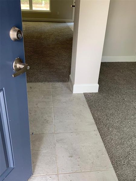 Spacious, unfurnished interior of a new home in Citrus Springs Sub, Citrus Springs (Image 7).