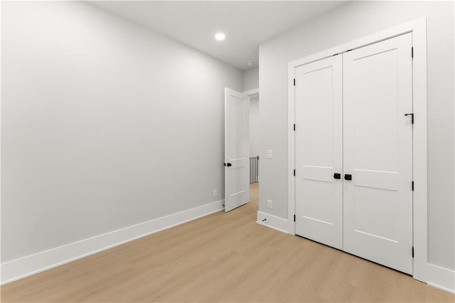 Spacious, unfurnished interior of a new home in , Flowery Branch (Image 36).