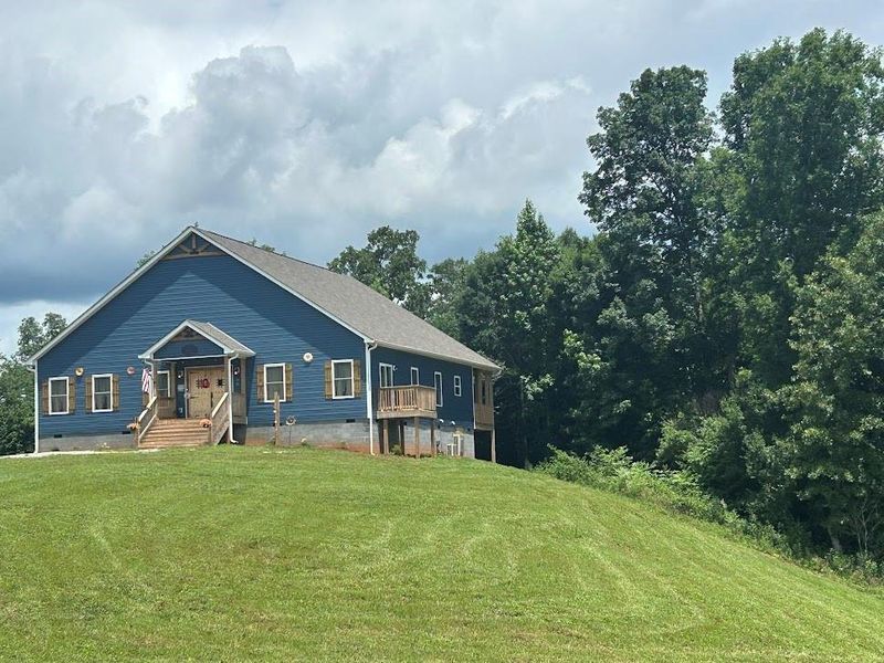 Image 51 of a home in .
