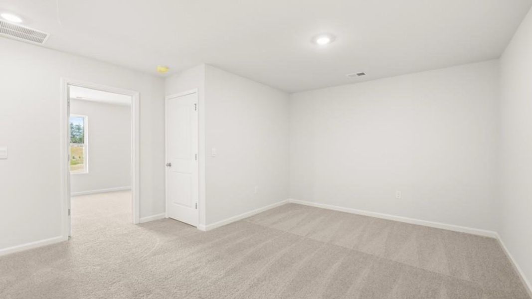 Spacious, unfurnished interior of a new home in Village at Pine Valley, Gainesville (Image 21). Spacious, unfurnished interior of a new home in Village at Pine Valley, Gainesville (Image 21).