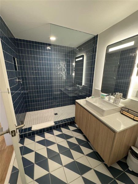 Furnished interior view inside a new home in Gale Hotel & Residences Miami (former Natiivo), Miami (Image 7). Furnished interior view inside a new home in Gale Hotel & Residences Miami (former Natiivo), Miami (Image 7).