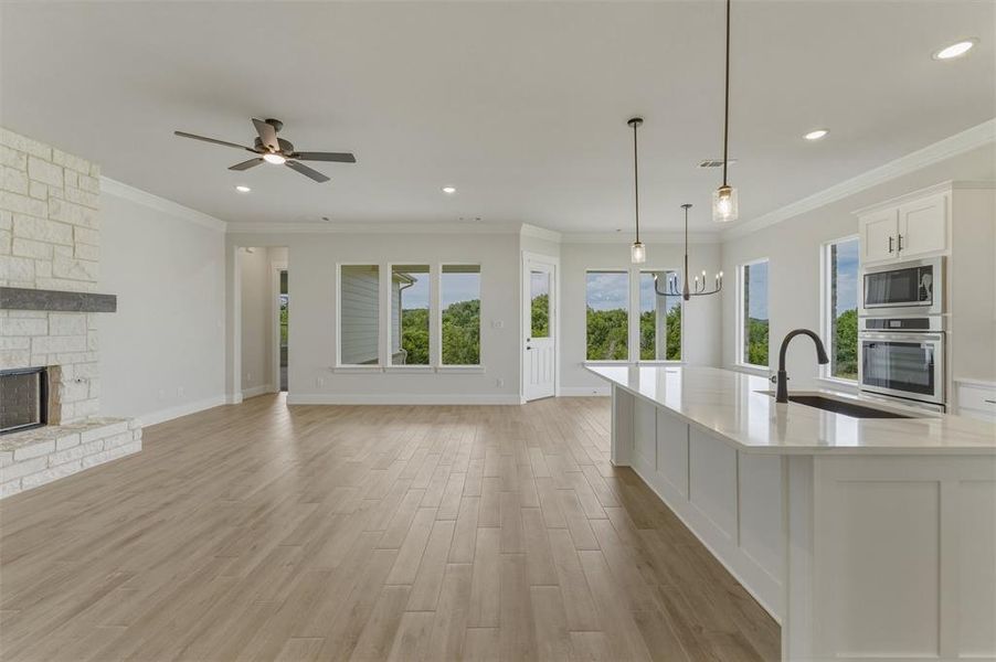 Spacious, unfurnished interior of a new home in Eagle Ridge Estates, Weatherford (Image 15). Spacious, unfurnished interior of a new home in Eagle Ridge Estates, Weatherford (Image 15).