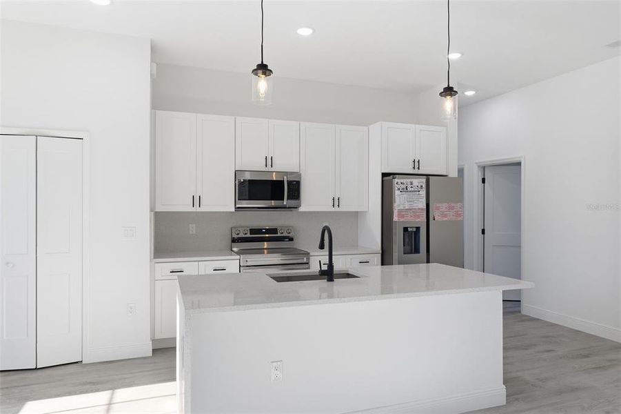 Furnished interior view inside a new home in , Ocala (Image 7).
