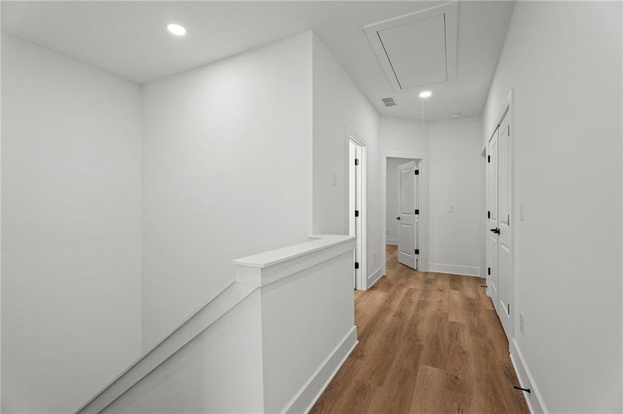 Spacious, unfurnished interior of a new home in , Stockbridge (Image 40).