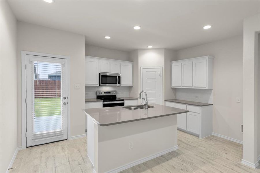 11. 1706 Potomac - Kitchen (2) 11. 1706 Potomac - Kitchen (2)