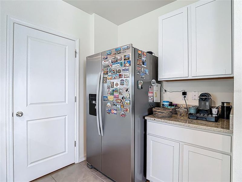 Furnished interior view inside a new home in , Wesley Chapel (Image 6).