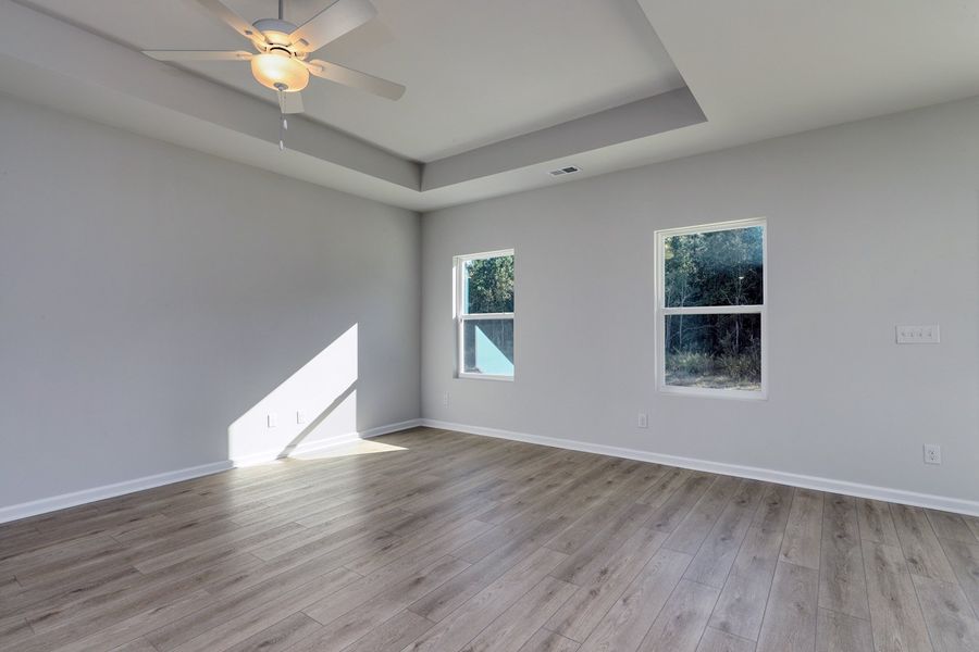Spacious, unfurnished interior of a new home in Garden Grove, Conway (Image 19).