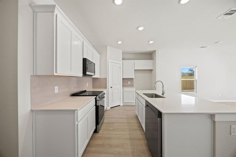 Furnished interior view inside a new home in MiraVerde, Crowley (Image 10). Furnished interior view inside a new home in MiraVerde, Crowley (Image 10).