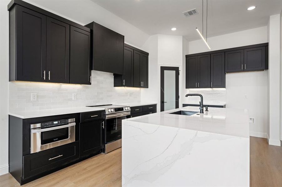 Furnished interior view inside a new home in , Glenn Heights (Image 8).