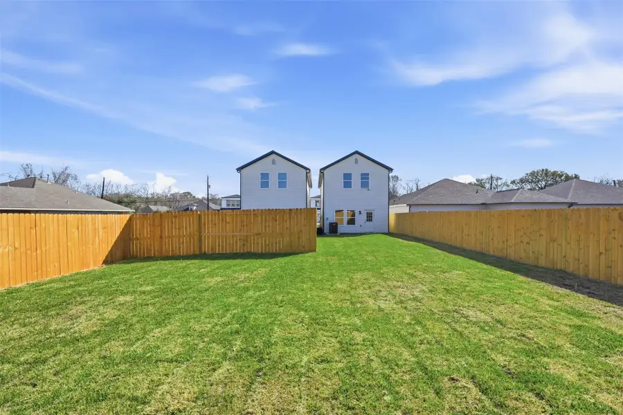 This large backyard is completely fenced in. There’s room for the dog to run around, with plenty of space to lounge, host BBQ, and entertain. This large backyard is completely fenced in. There’s room for the dog to run around, with plenty of space to lounge, host BBQ, and entertain.