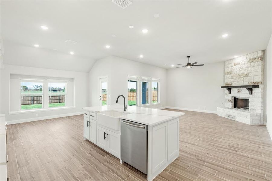 Furnished interior view inside a new home in Glenbrook, Red Oak (Image 16).