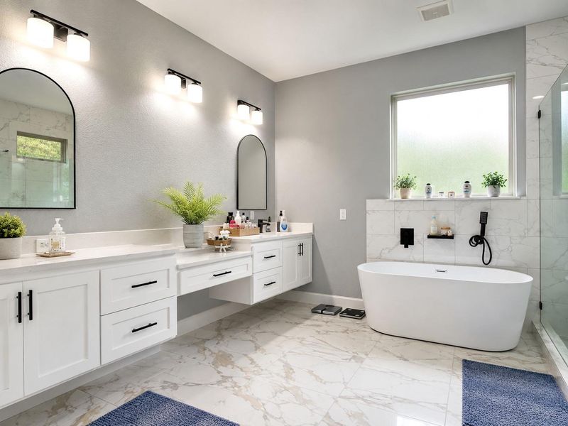 Master Bath! Master Bath!