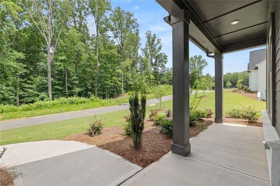 Exterior details and patio area of a home in , Gainesville (Image 4).