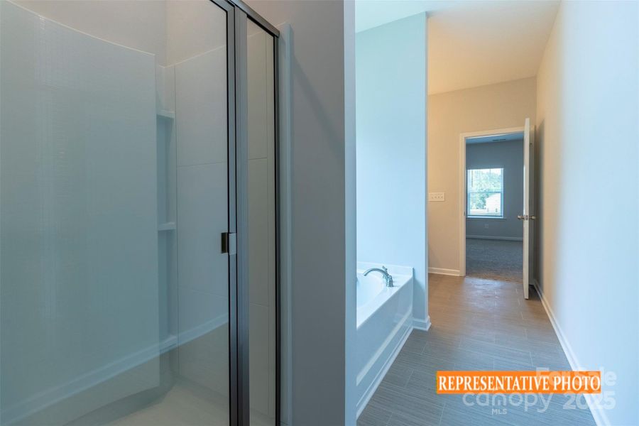 Spacious, unfurnished interior of a new home in Cedar Meadows, Monroe (Image 27).