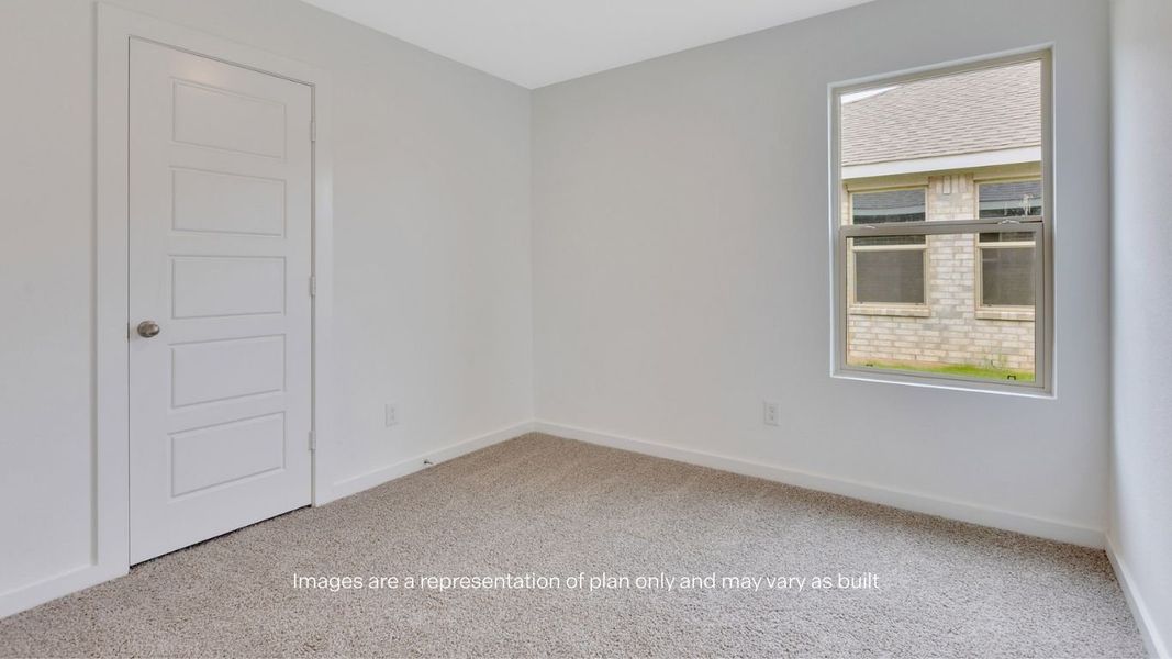 Spacious, unfurnished interior of a new home in Overlook West, Wolfforth (Image 14).