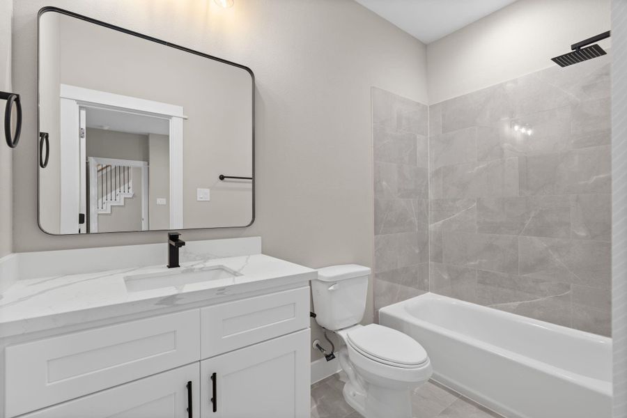 Furnished interior view inside a new home in , Houston (Image 27). Furnished interior view inside a new home in , Houston (Image 27).