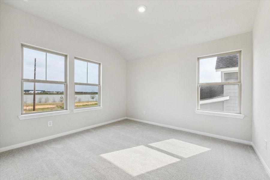 Spacious, unfurnished interior of a new home in Elyson, Katy (Image 26).
